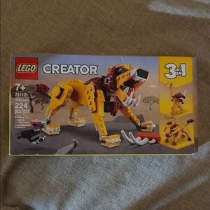 Lego wild lion 31112